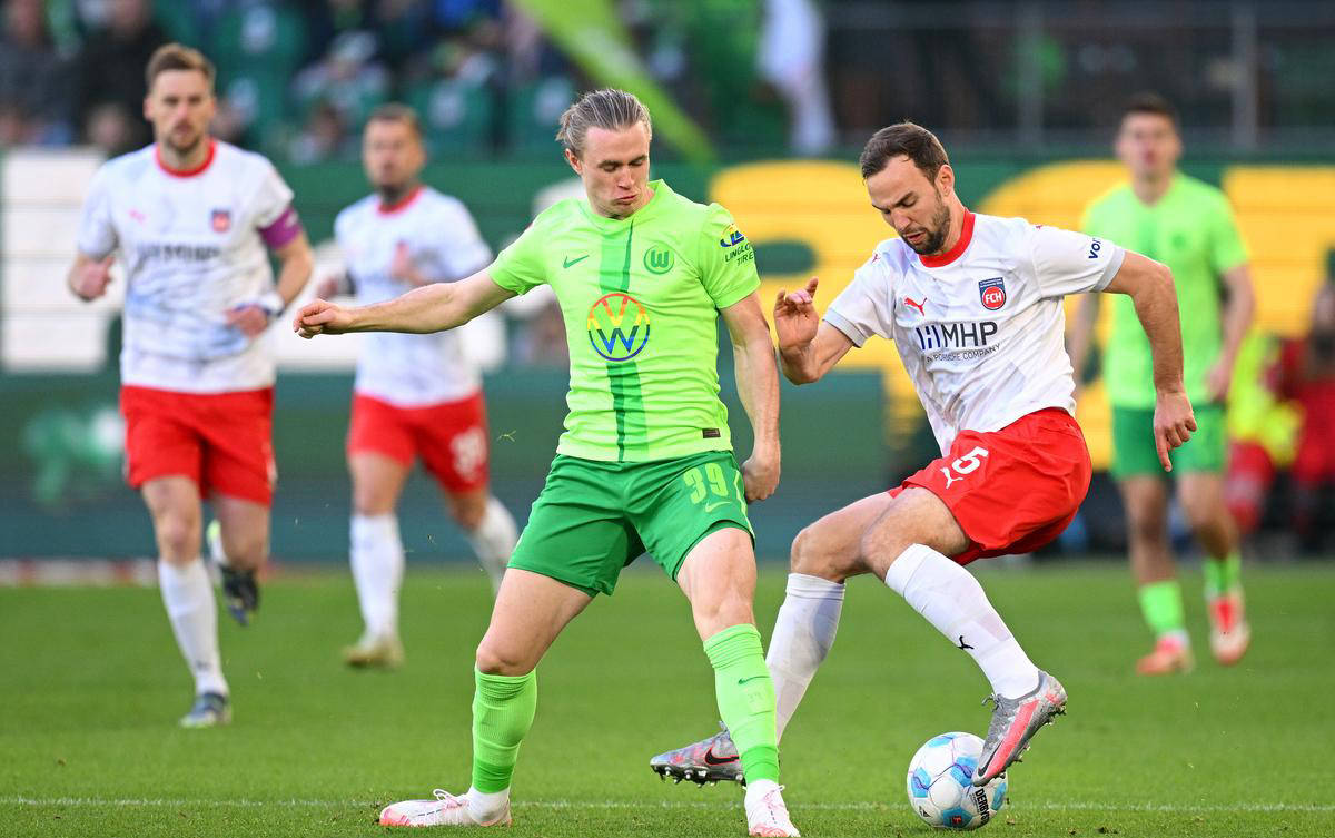 沃尔夫斯堡逼平对手,保住不败纪录的简单介绍 沃尔夫斯堡逼平对手,保住不败纪录的简单介绍