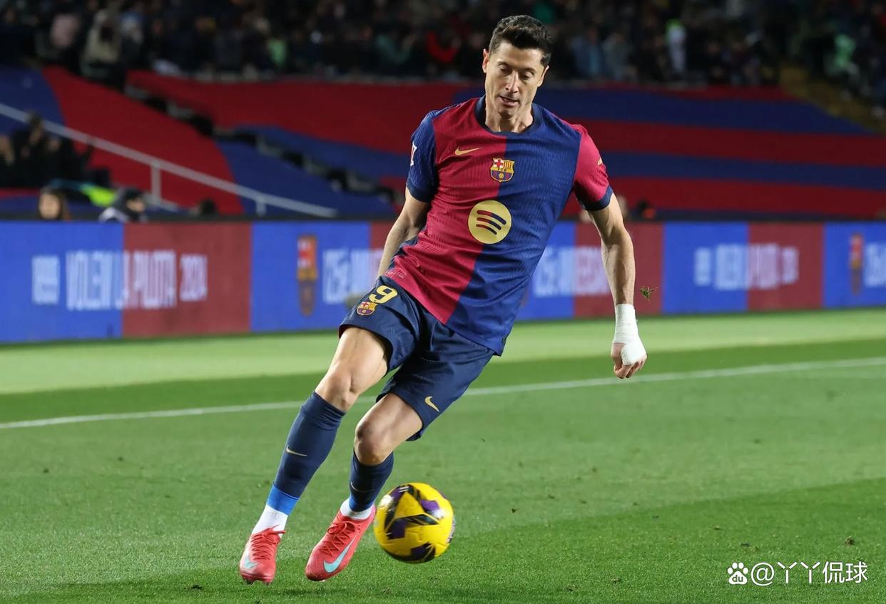 包含瓦伦西亚客场战平,保持不败纪录的词条 包含瓦伦西亚客场战平,保持不败纪录的词条