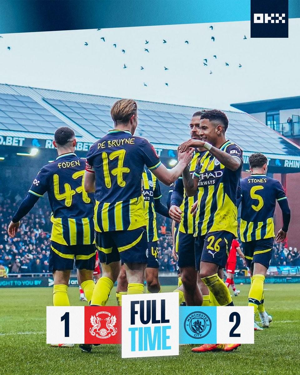 包含曼城豪取五连胜队员表现出众的词条