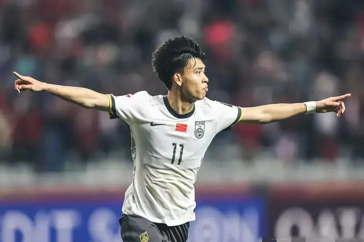 包含球员个人技术不断提高,成为球队关键一员的词条 包含球员个人技术不断提高,成为球队关键一员的词条