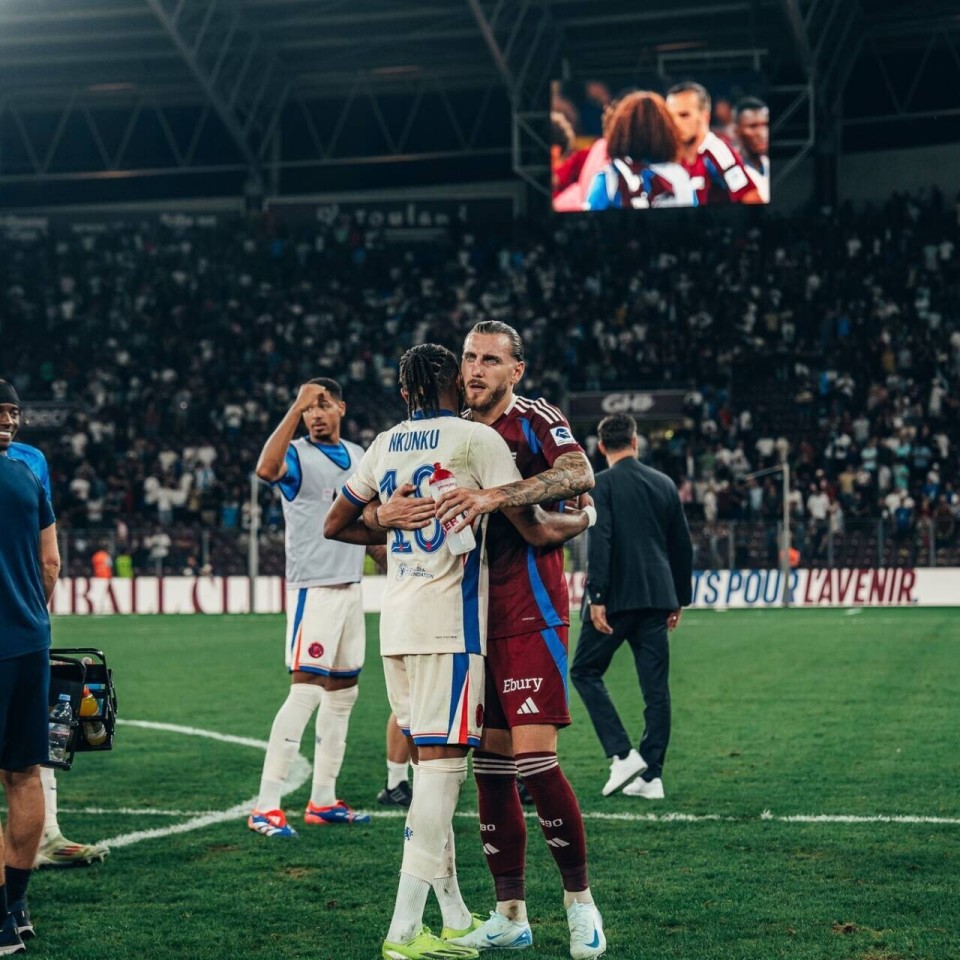 切尔西在主场击败对手，保持不败纪录的简单介绍