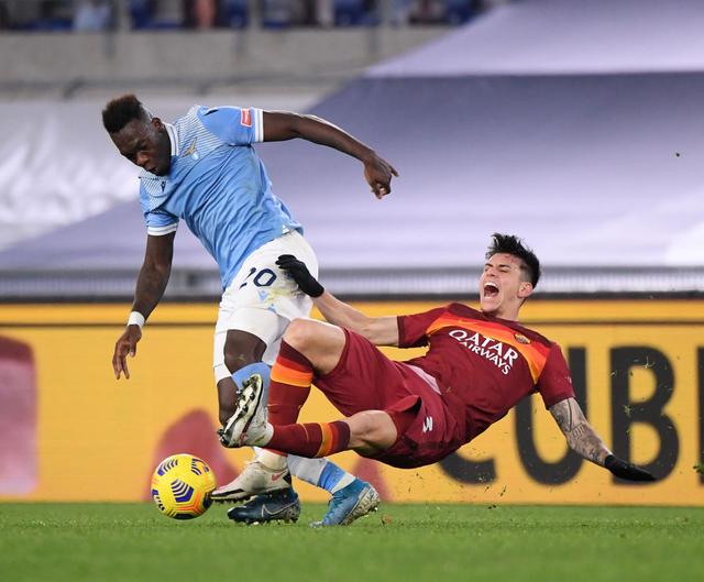 罗马球员在训练中受伤,球队备战受影响 罗马球员在训练中受伤,球队备战受影响