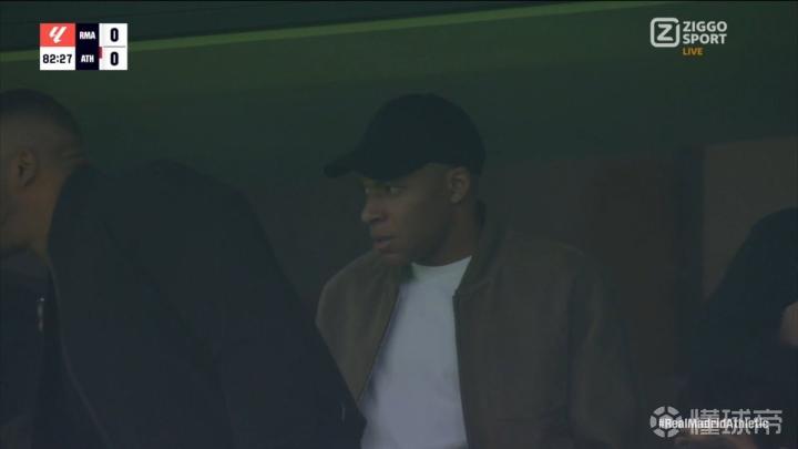 勒沃库森边锋巴伦蒂尼因伤将缺席多场比赛的简单介绍 勒沃库森边锋巴伦蒂尼因伤将缺席多场比赛的简单介绍