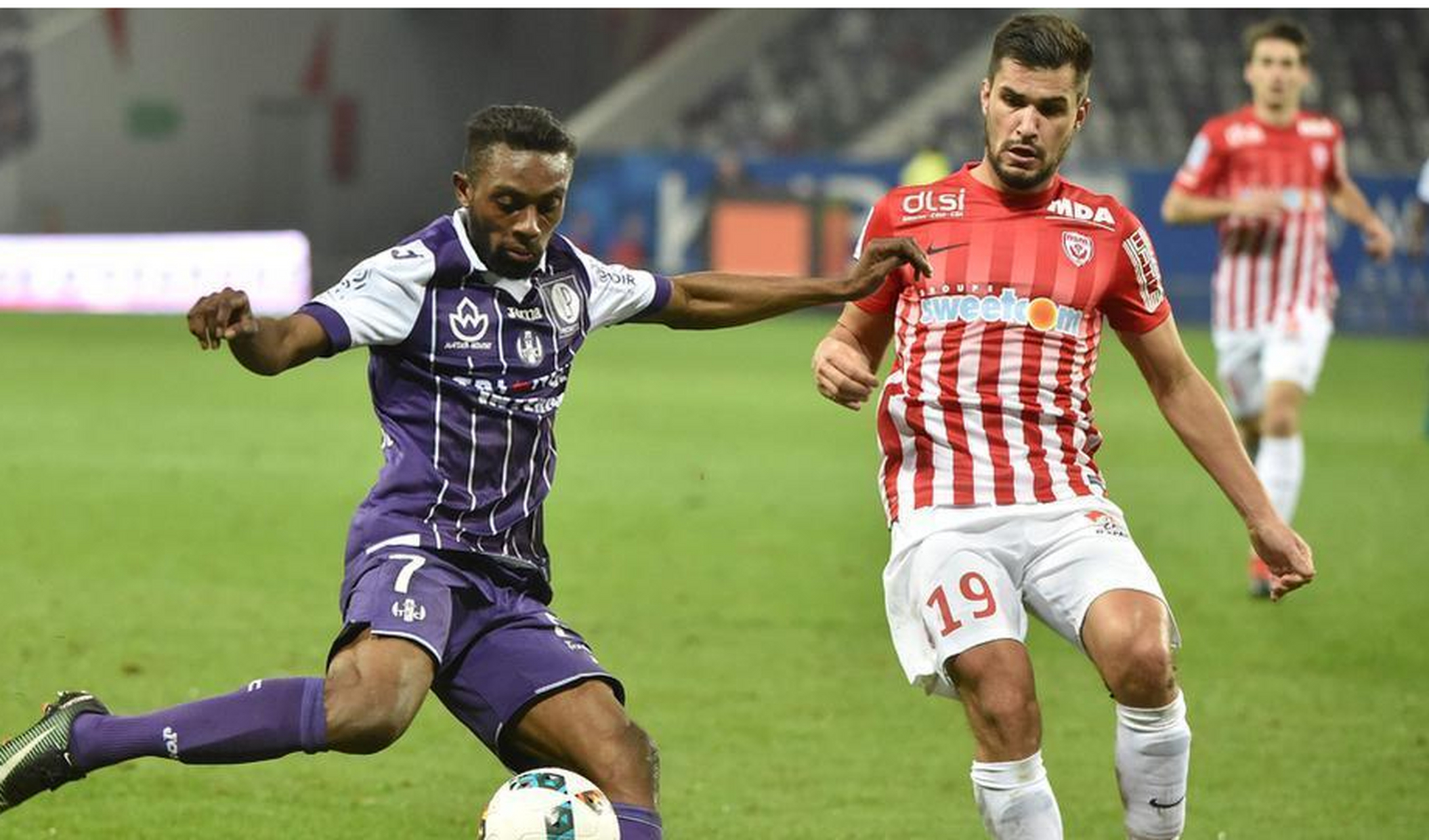 亚眠主场被图卢兹逼平,双方战成平局的简单介绍 亚眠主场被图卢兹逼平,双方战成平局的简单介绍