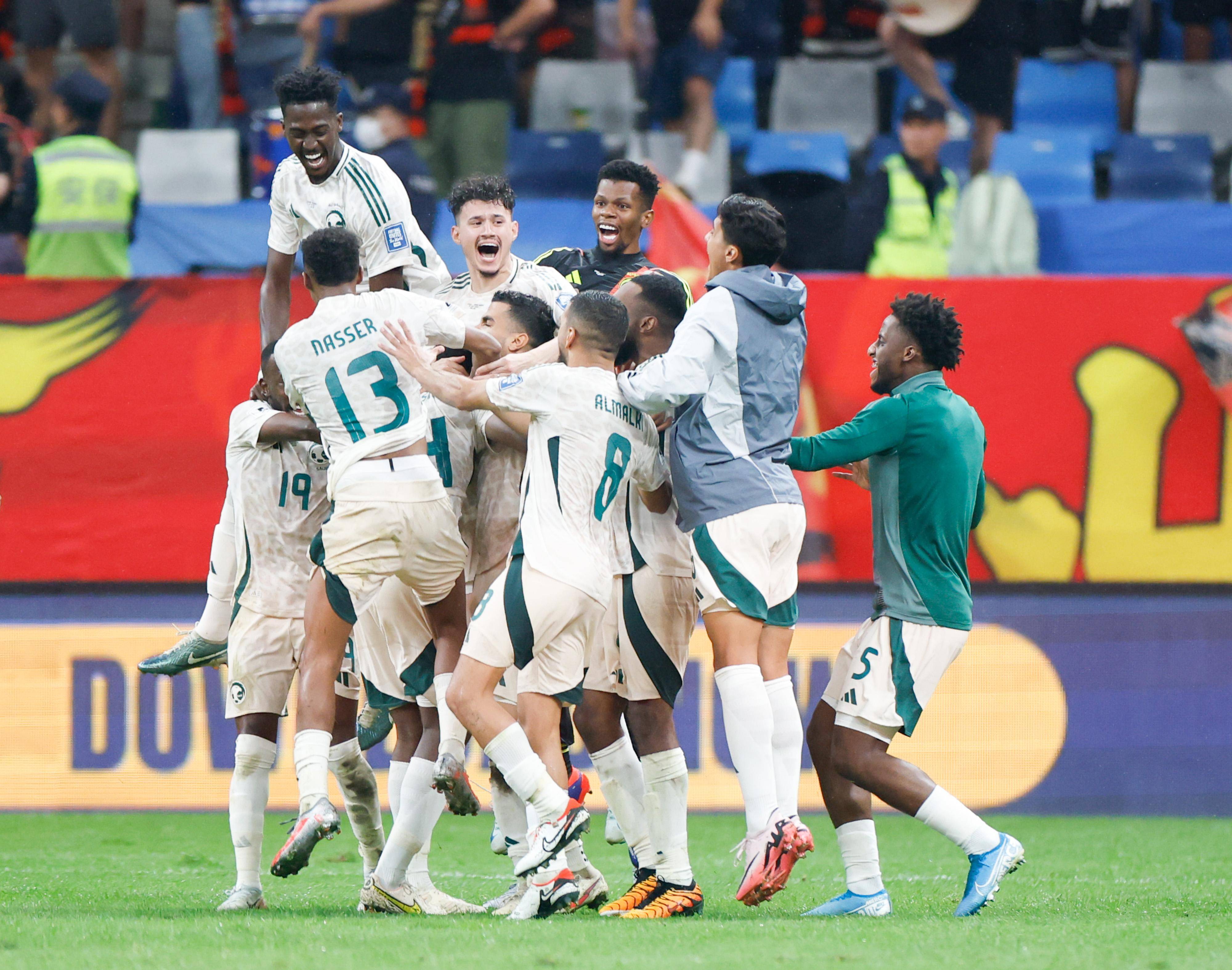 开云体育登录-瑞典队在国际比赛中表现抢眼，令人惊艳