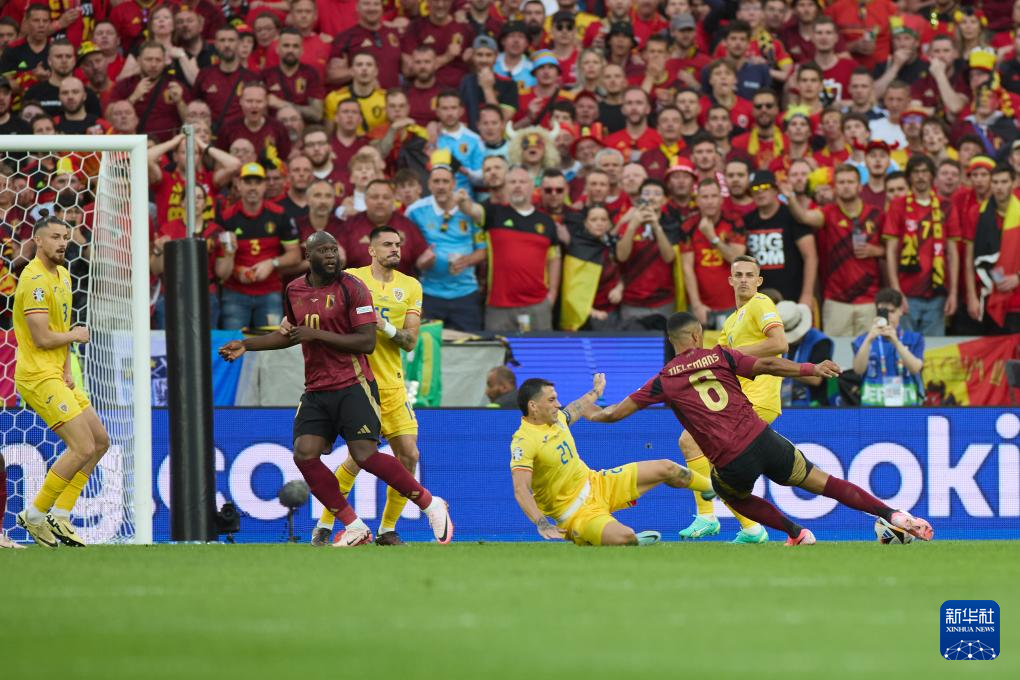 德国队战胜罗马尼亚,大获全胜 德国队战胜罗马尼亚,大获全胜