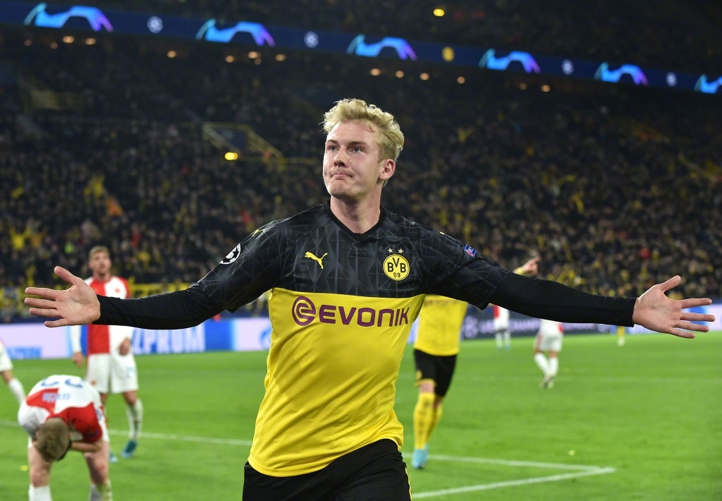 瓦伦西亚客场逆袭进入前四