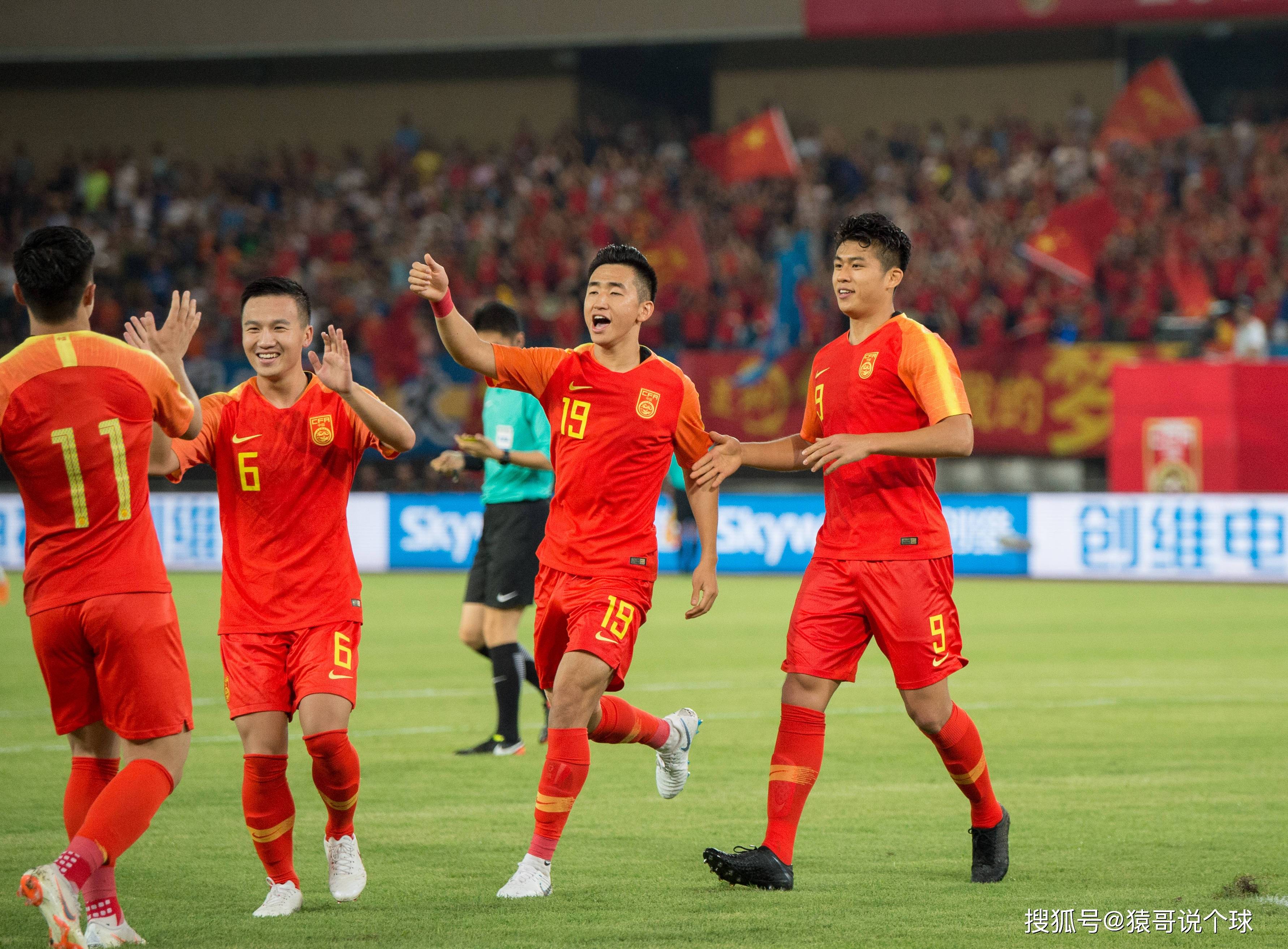 球队全员参与进攻,实现多点进攻 球队全员参与进攻,实现多点进攻