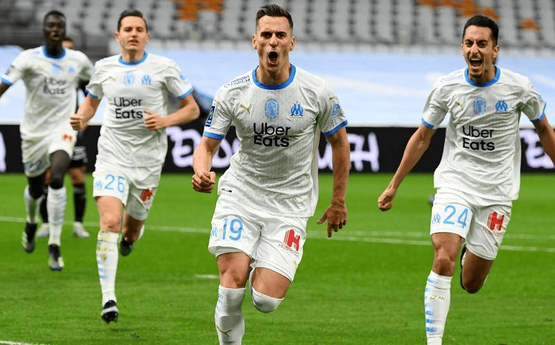 包含圣埃蒂安再续不败之举,稳坐积分榜前列的词条 包含圣埃蒂安再续不败之举,稳坐积分榜前列的词条