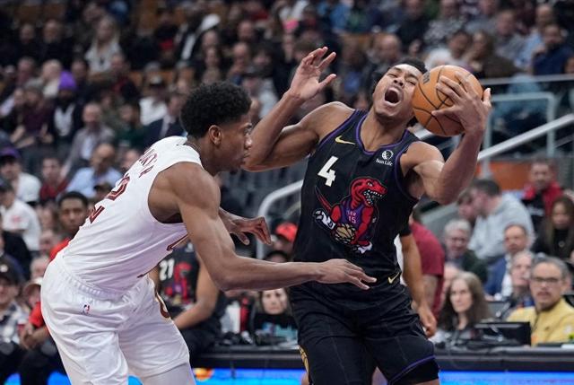 欧洲篮球比赛中一支强队击败对手 欧洲篮球比赛中一支强队击败对手