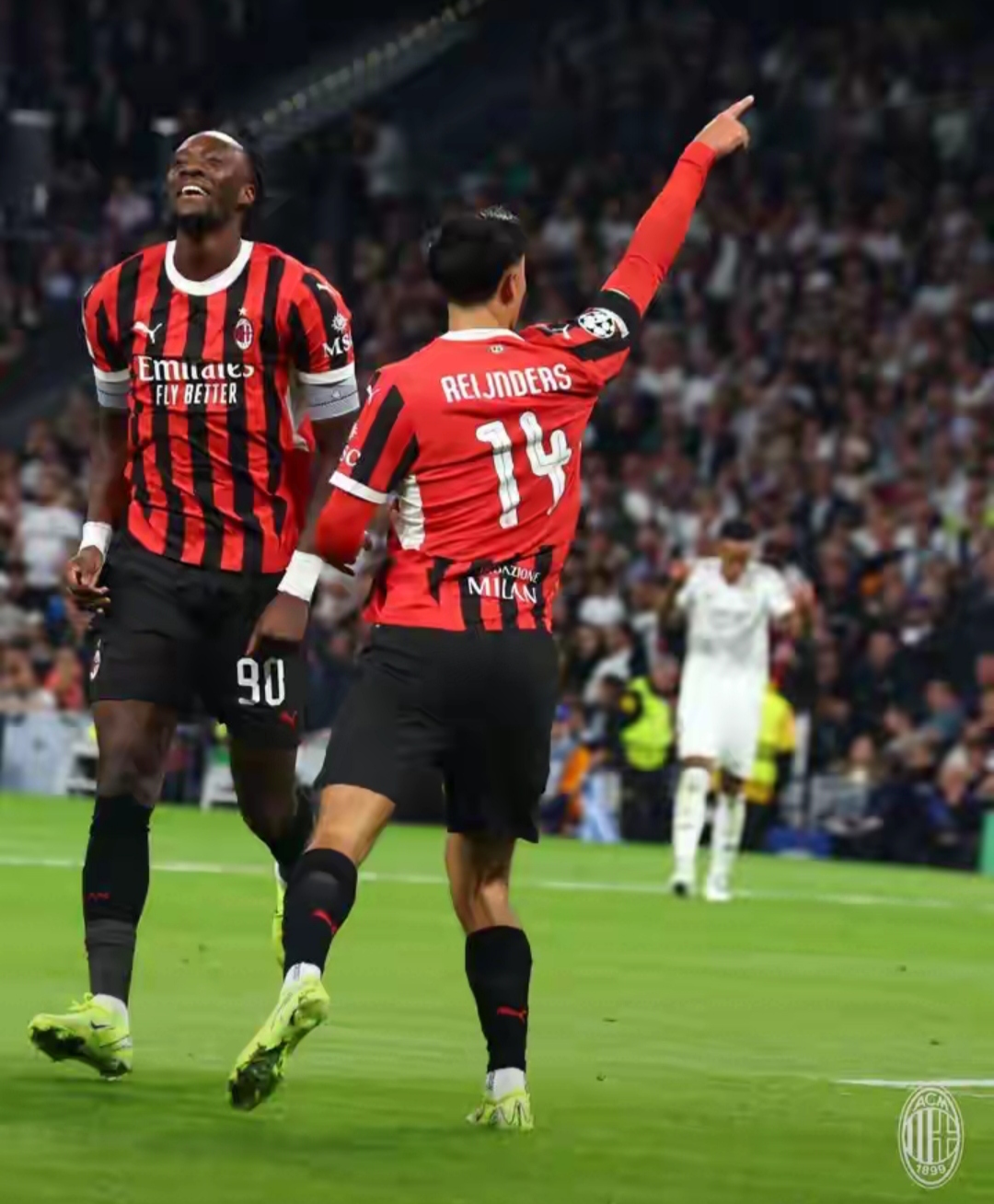 皇家马德里客场痛击AC米兰:全面碾压 皇家马德里客场痛击AC米兰:全面碾压