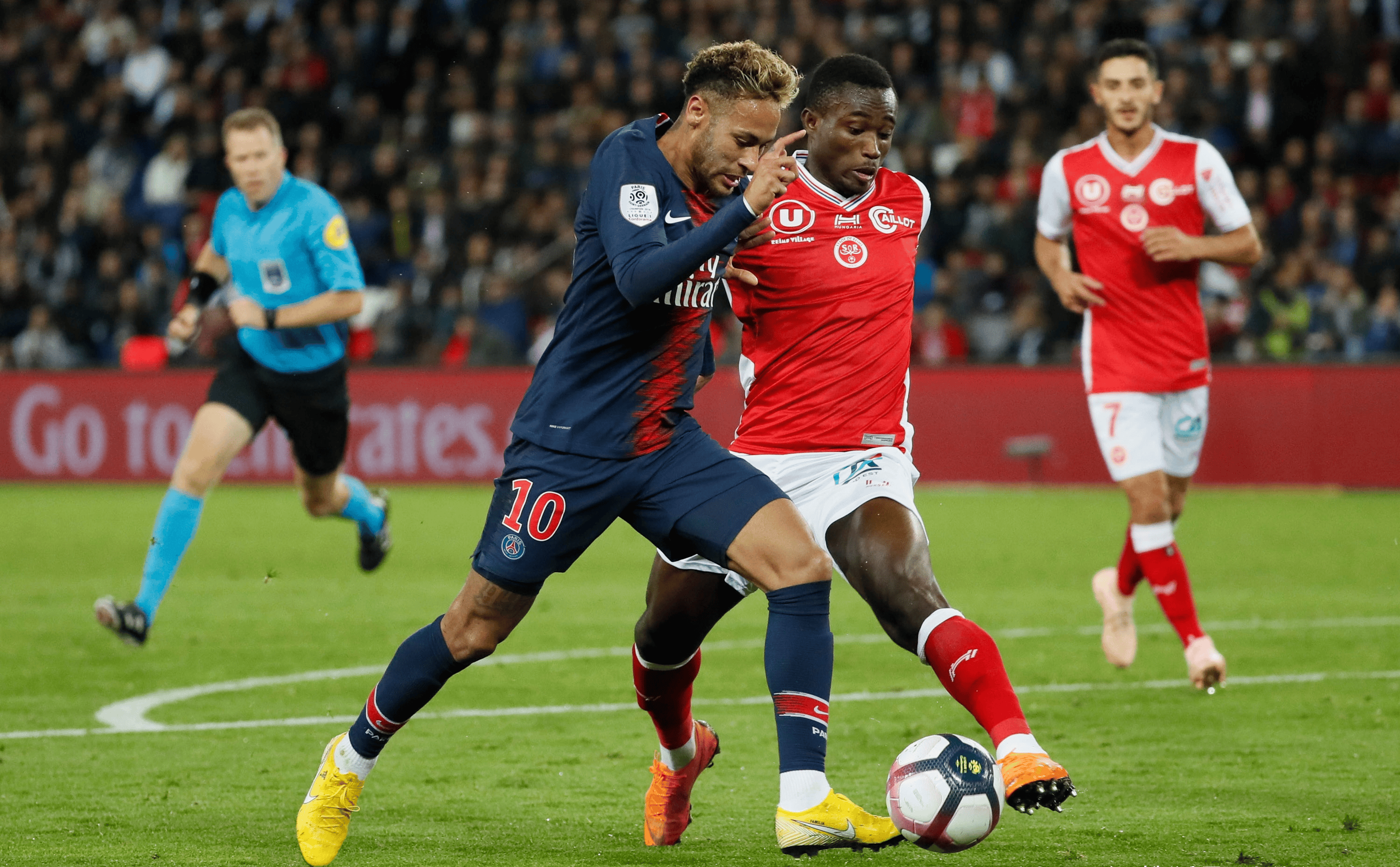 巴黎圣日耳曼客场战波尔多，士气高昂备战的简单介绍