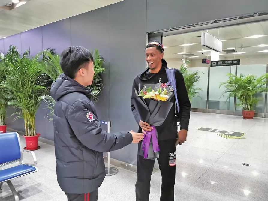 激情燃烧决战场越赛场越凶猛不容有失的简单介绍