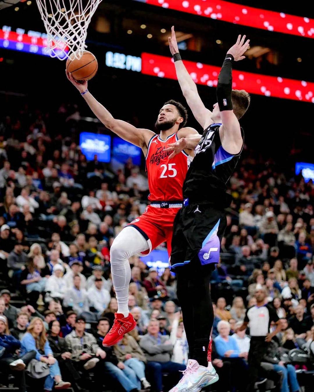 包含莱顿积极追赶,连胜提升排名的词条 包含莱顿积极追赶,连胜提升排名的词条