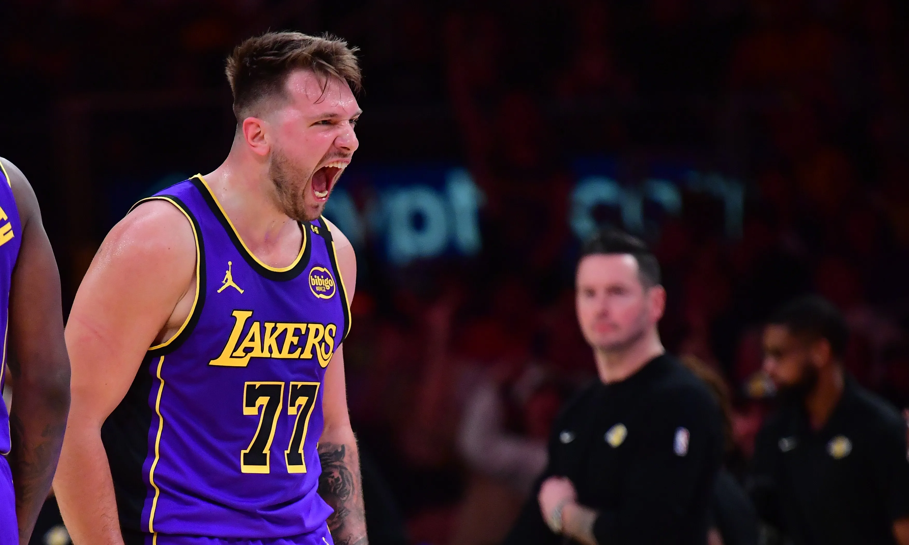 独行侠主场力克公牛,豪取胜利 独行侠主场力克公牛,豪取胜利