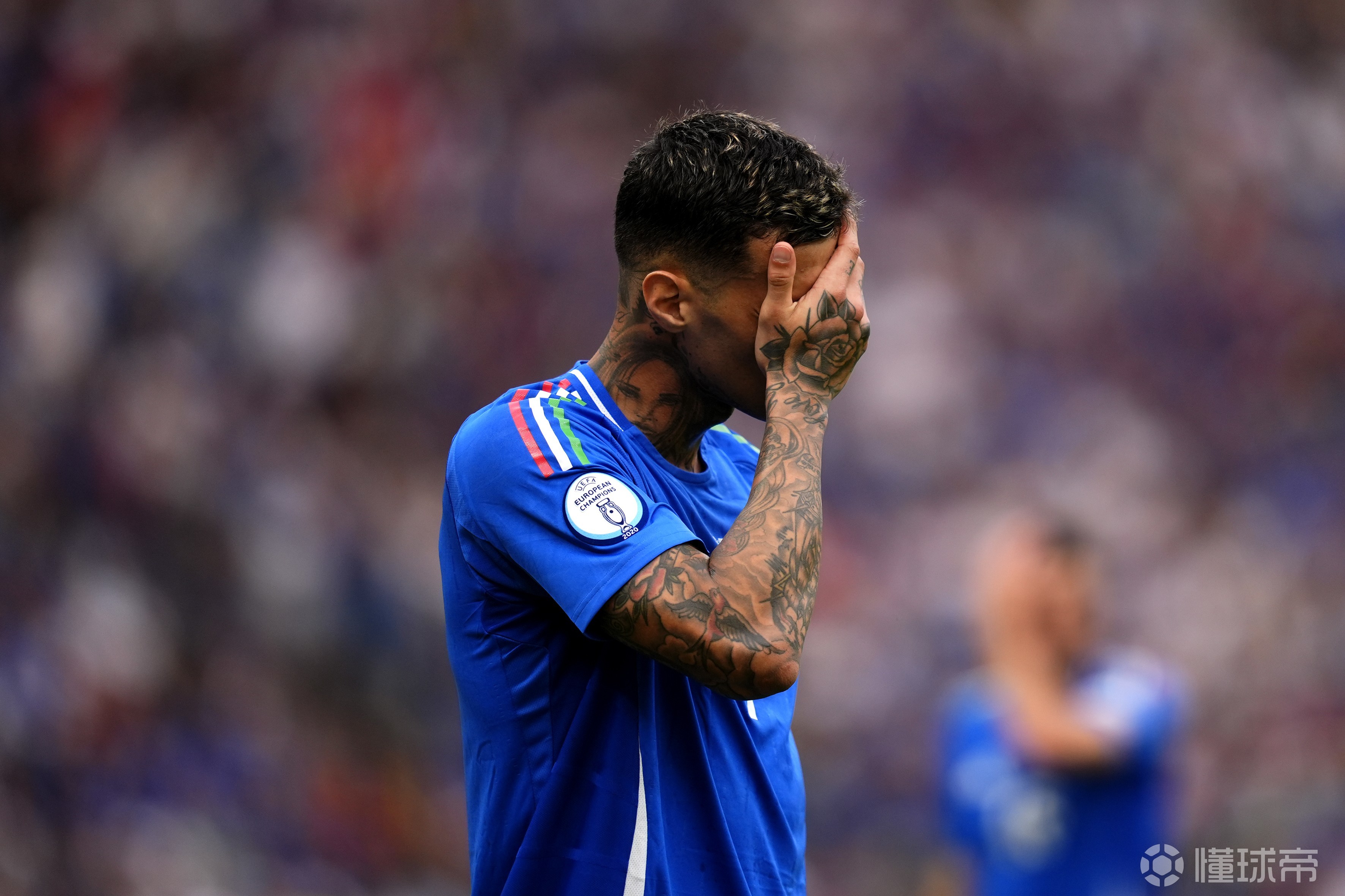 意大利男足实力斩获胜利,赢得掌声 意大利男足实力斩获胜利,赢得掌声