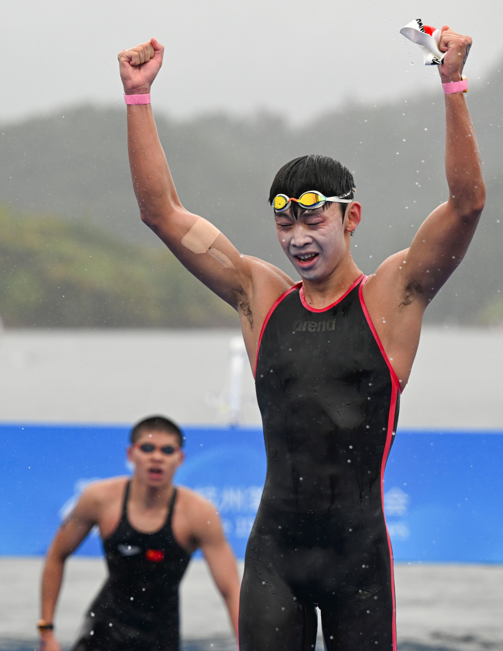 关于冠亚军诞生:中国选手包揽的信息 关于冠亚军诞生:中国选手包揽的信息