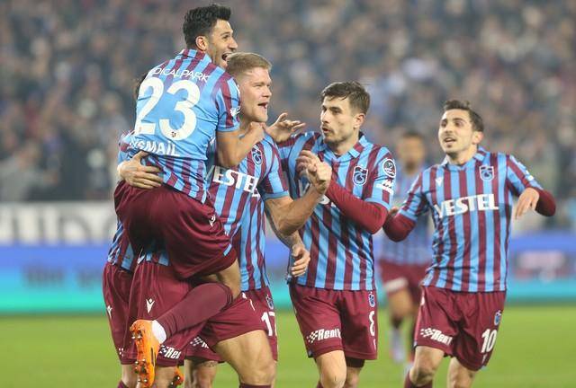 皇马与切尔西的激烈对决备受瞩目