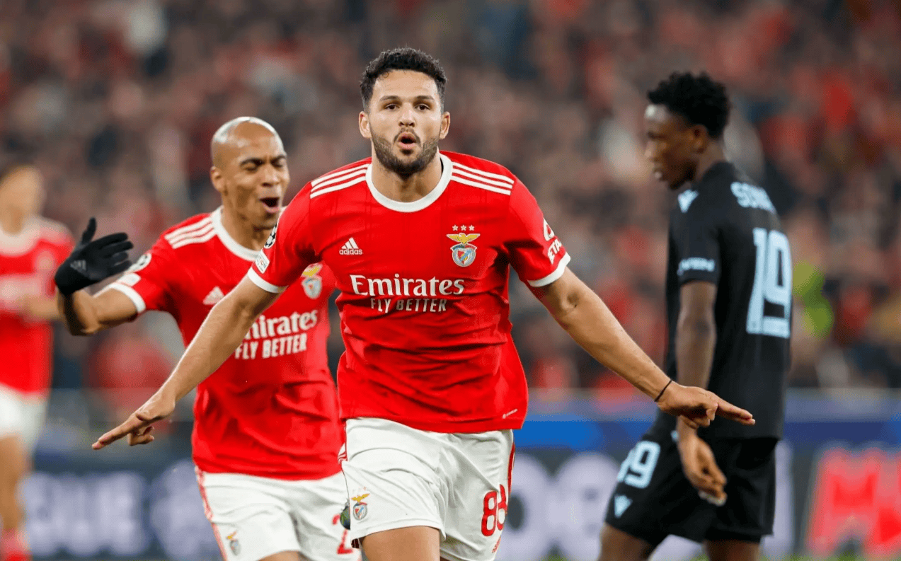 拜仁慕尼黑中场刷新个人纪录荣登足坛巅峰的简单介绍 拜仁慕尼黑中场刷新个人纪录荣登足坛巅峰的简单介绍