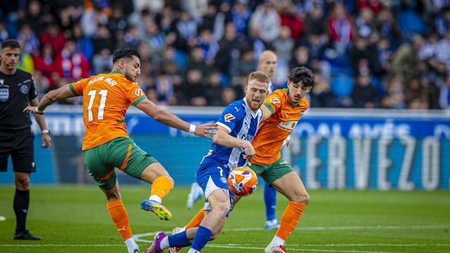 瓦伦西亚主场遭遇失利,球队需加强主场战斗力的简单介绍 瓦伦西亚主场遭遇失利,球队需加强主场战斗力的简单介绍