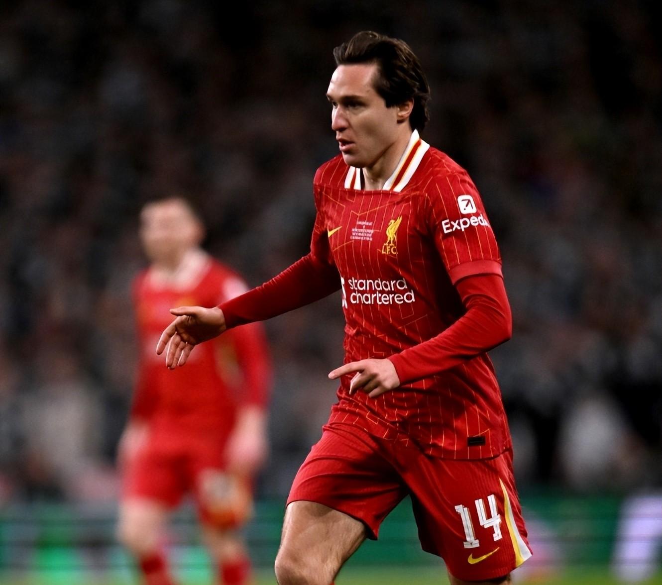 利物浦击溃纽卡斯尔,获得三分 利物浦击溃纽卡斯尔,获得三分