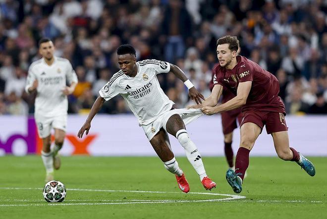 贝尔帽子戏法,皇马大胜对手 贝尔帽子戏法,皇马大胜对手