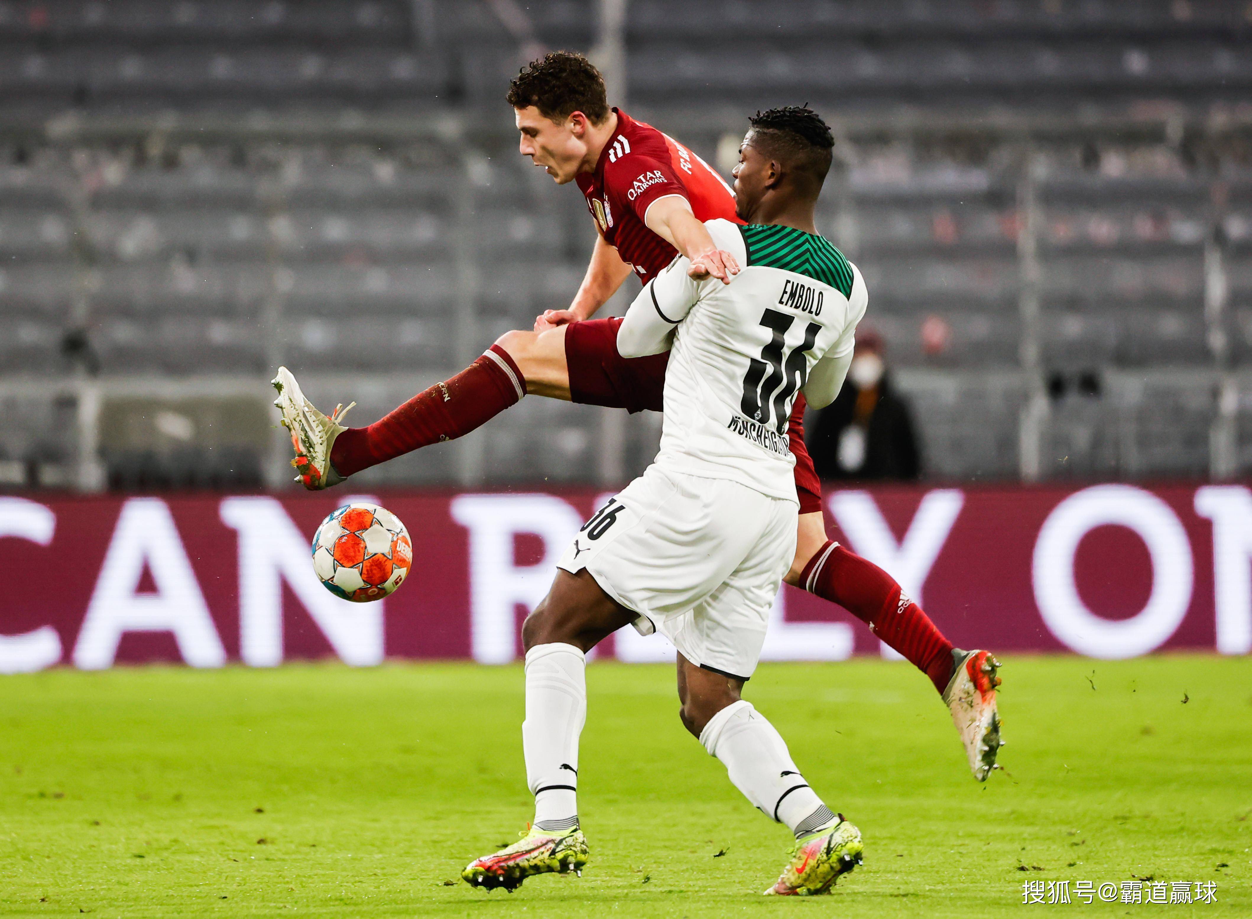 斯图加特遭遇惨败,陷入低谷 斯图加特遭遇惨败,陷入低谷