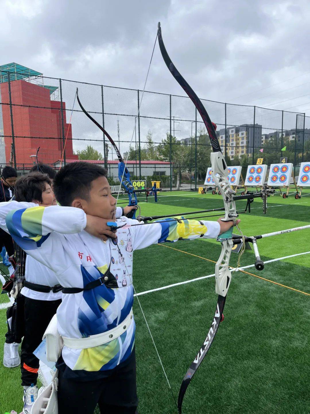 秘鲁队在国际赛场勇夺冠军，喜获胜利