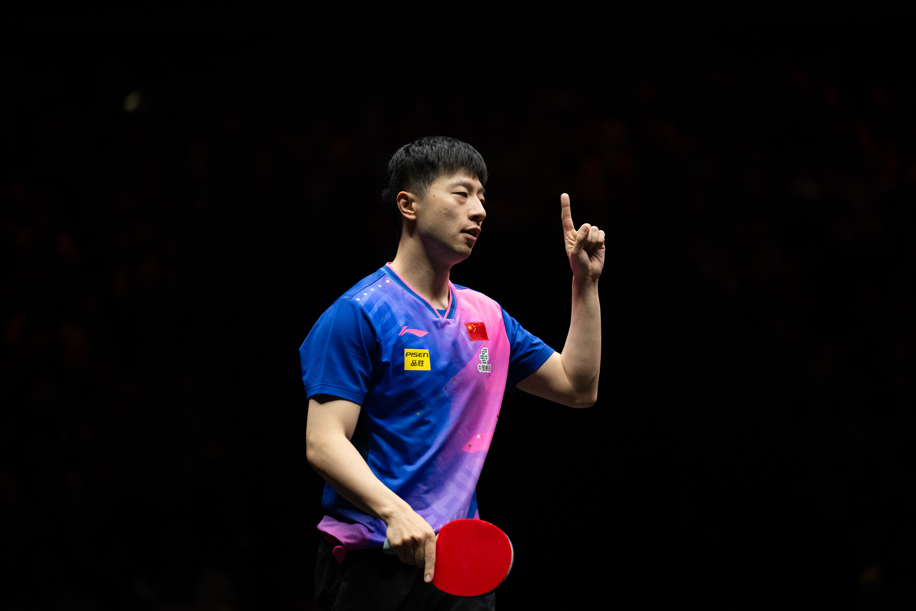 豪门球队斗志昂扬,成功晋级八强赛的简单介绍 豪门球队斗志昂扬,成功晋级八强赛的简单介绍