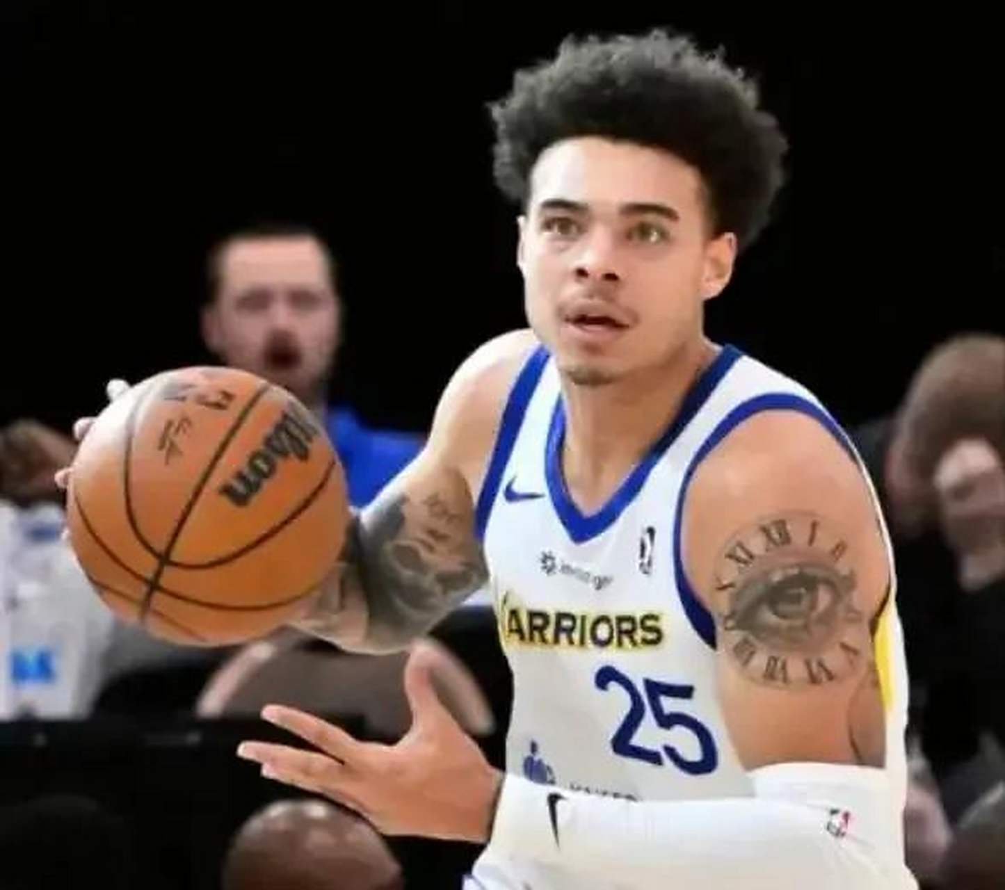 勇士主场纪律不严谨,客场告急求变 勇士主场纪律不严谨,客场告急求变