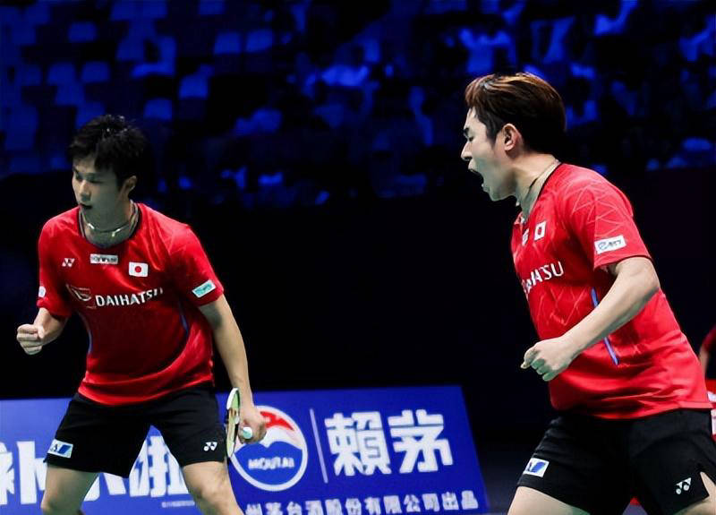 球场上的热血对决,胜负难料悬念重重的简单介绍 球场上的热血对决,胜负难料悬念重重的简单介绍