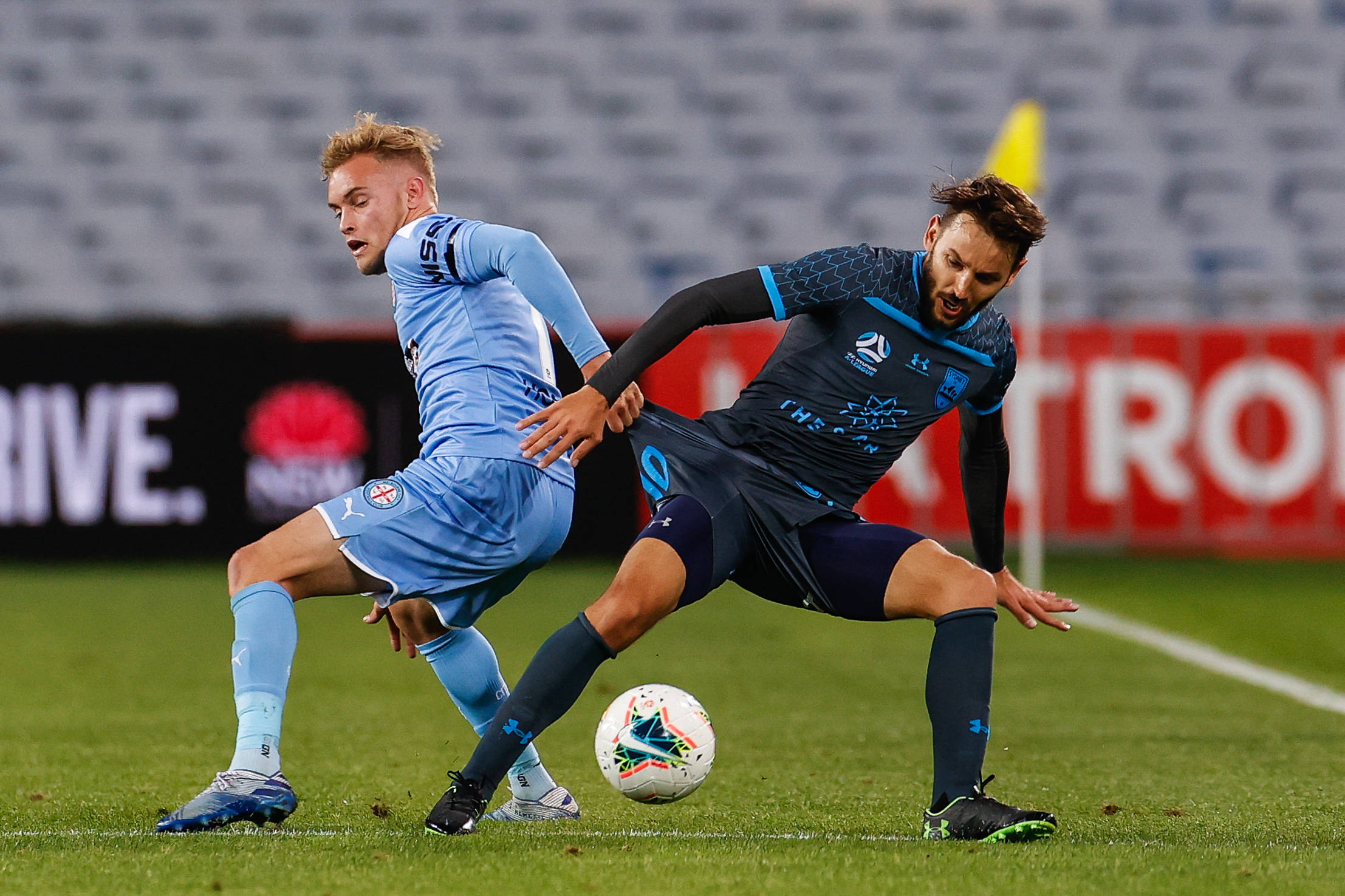 澳洲足球风采依旧,实力不容小觑 澳洲足球风采依旧,实力不容小觑