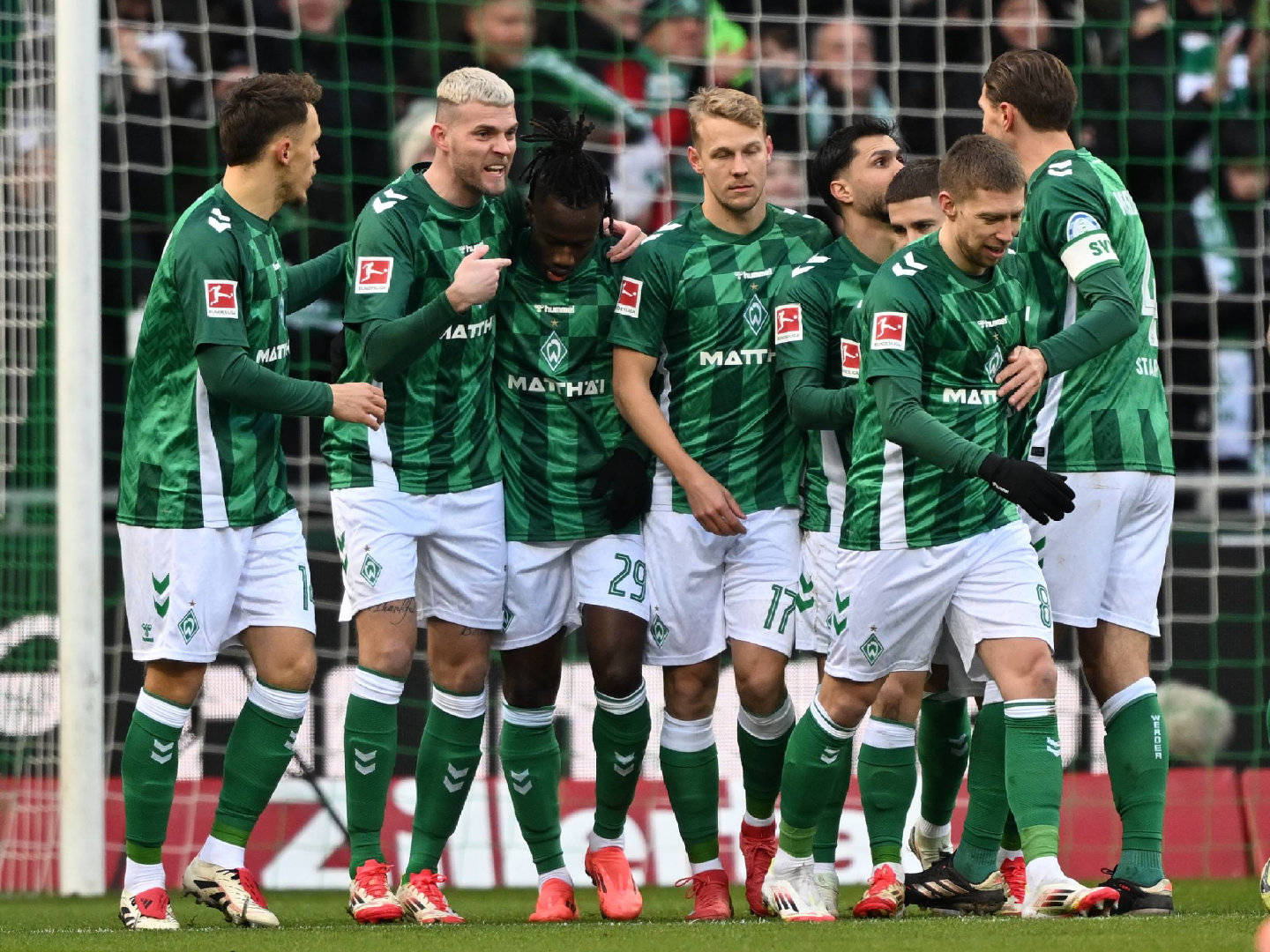 不莱梅客场失利，战术调整或成当务之急