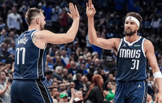 开云官网-鹈鹕小将崭露头角，表现逐渐获得主教练青睐