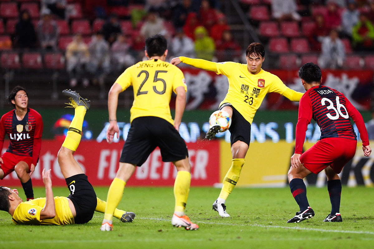 塞维利亚主场横扫比利亚雷亚尔,积分上升! 塞维利亚主场横扫比利亚雷亚尔,积分上升!