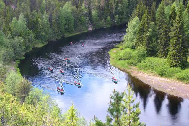 芬兰女子划船队夺冠,令人惊叹 芬兰女子划船队夺冠,令人惊叹
