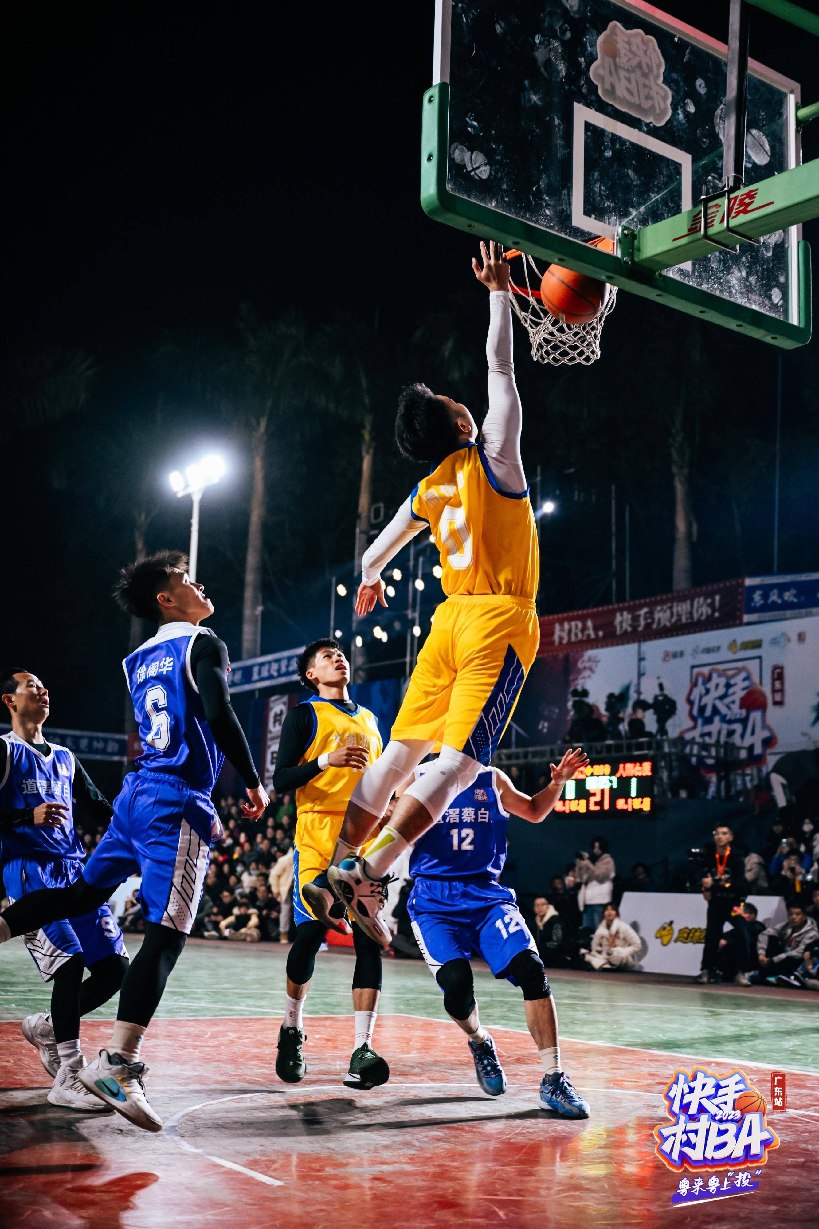 精彩瞬间回放国内篮球联赛盛况 精彩瞬间回放国内篮球联赛盛况