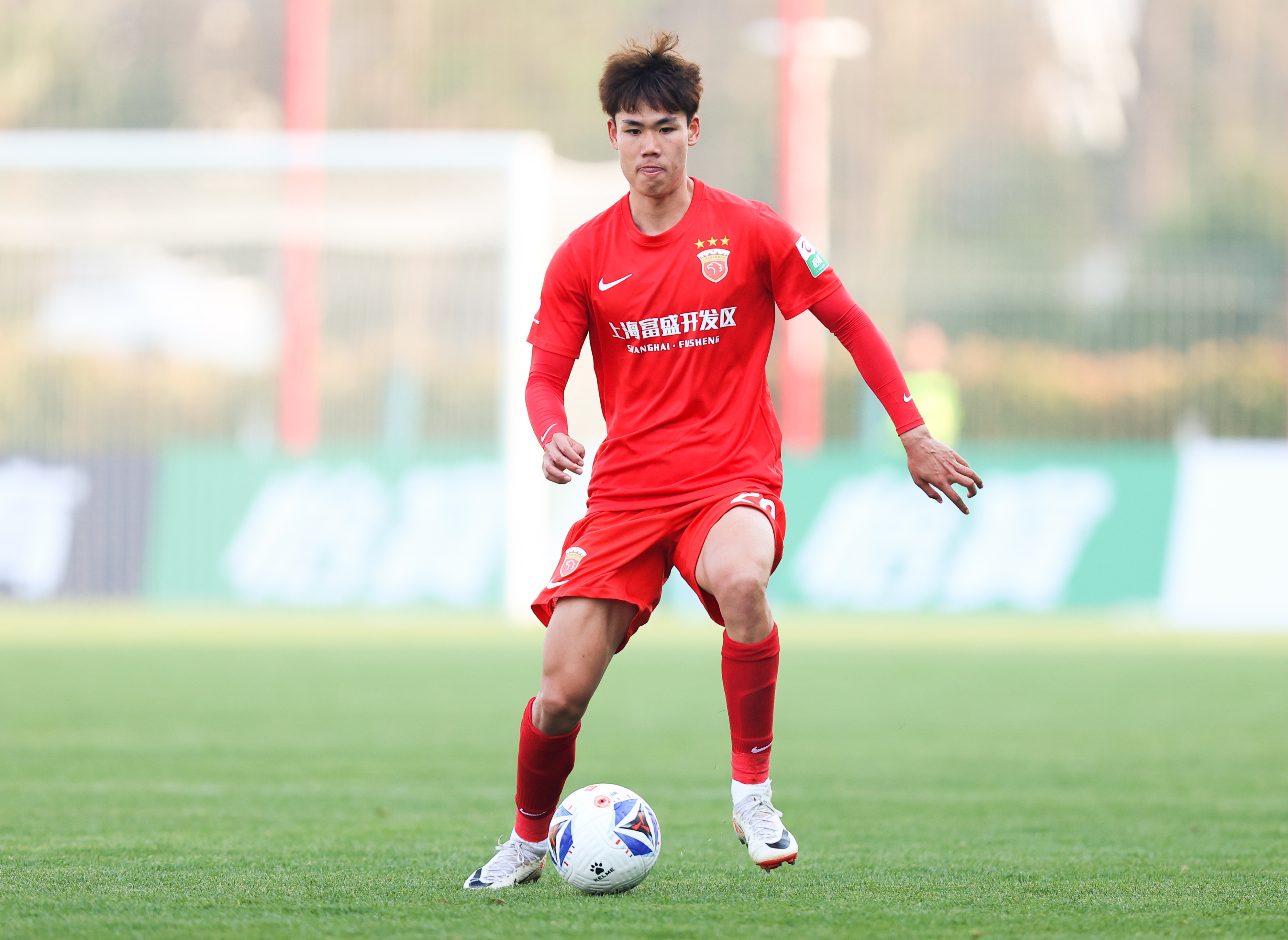 关于守门员连续大演出稳固球门保障的信息 关于守门员连续大演出稳固球门保障的信息