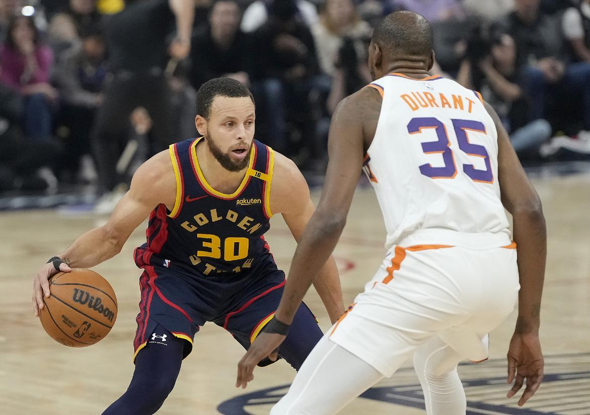 开云体育登录-勇士再胜圣安东尼奥，库里砍下高分表现