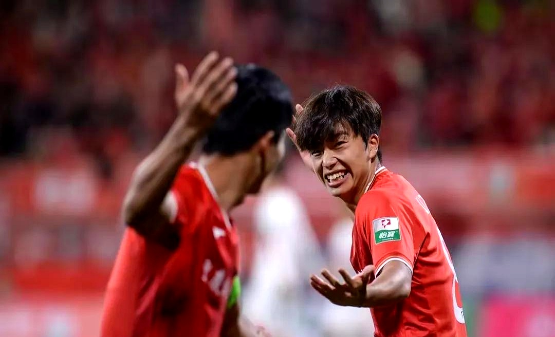 越南队展现实力,打出亮眼表现引人注目的简单介绍 越南队展现实力,打出亮眼表现引人注目的简单介绍