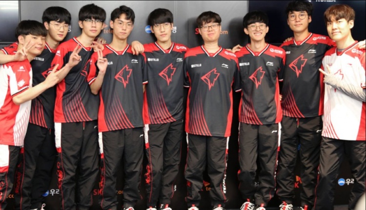 KT力克BRO,Tarzan团战一打五顶尖较量成都决赛之夜,引爆全场热议 KT力克BRO,Tarzan团战一打五顶尖较量成都决赛之夜,引爆全场热议