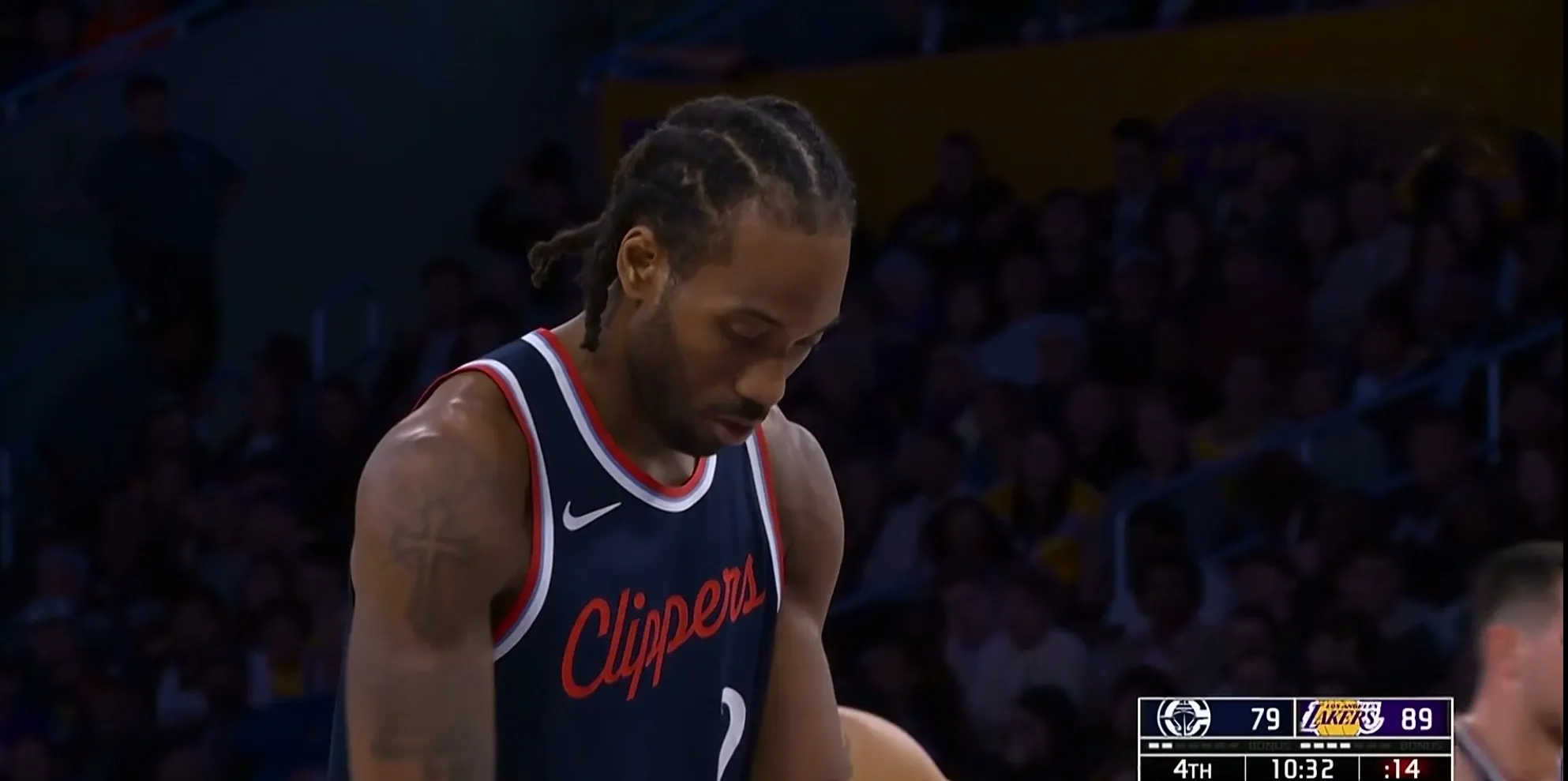 伦纳德重返快船与前队友对决 伦纳德重返快船与前队友对决