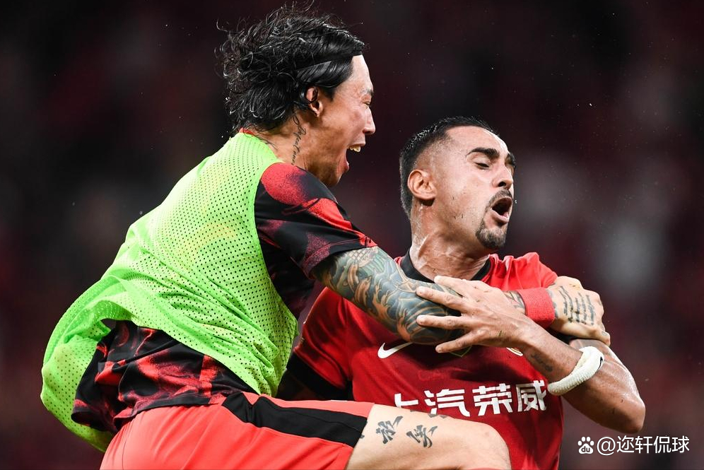 关于上港狂胜九人鲁能,领跑中超积分榜的信息 关于上港狂胜九人鲁能,领跑中超积分榜的信息