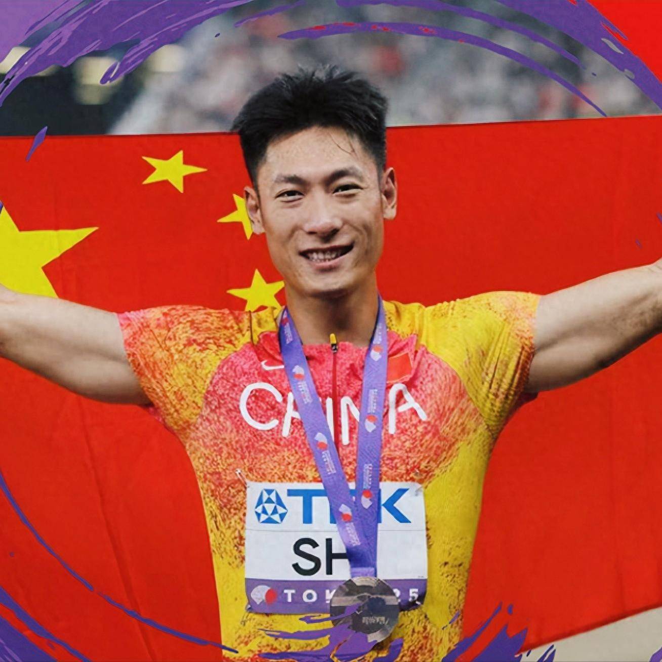 美国选手出人意料,逆袭夺得银牌站上领奖台 美国选手出人意料,逆袭夺得银牌站上领奖台